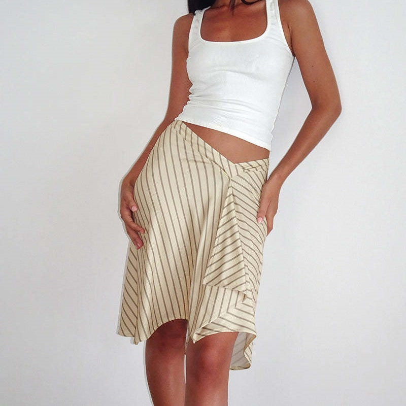 Amélie · Falda midi cruzada de rayas asimétricas