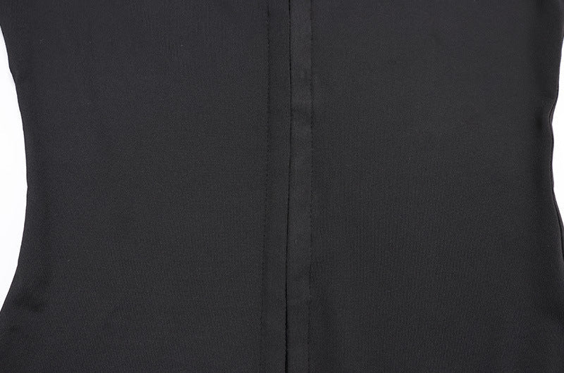Amélie · Vestido corto con corchetes y escote de ojo de cerradura
