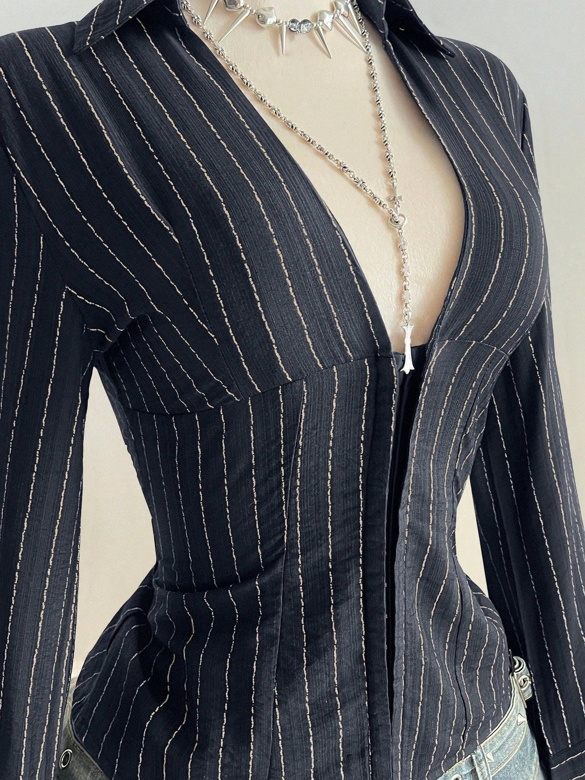 Amélie · Blusa de rayas con corchetes delanteros