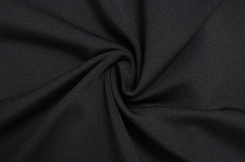 Amélie · Vestido corto con corchetes y escote de ojo de cerradura