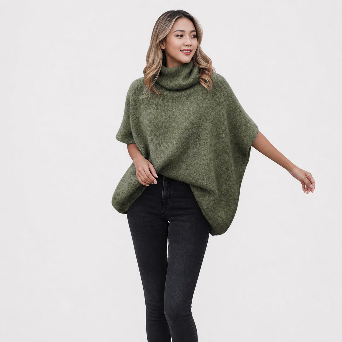Amélie · Poncho de cuello alto en mezcla de alpaca