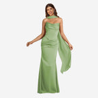 Amélie · Vestido de sirena de satén con pañuelo, hecho a medida