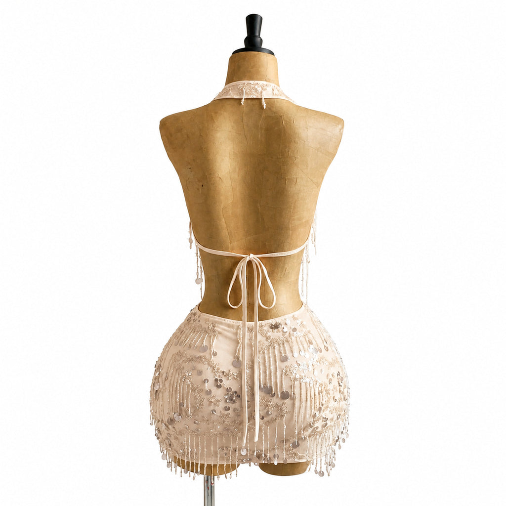 Amélie · Conjunto corto de lentejuelas con cuello halter