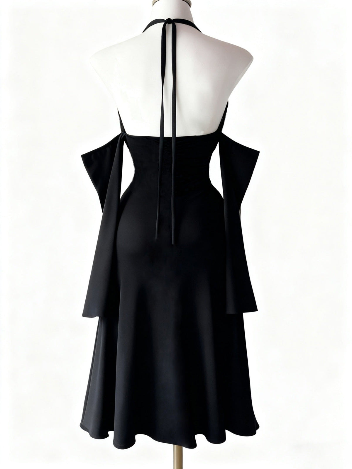 Amélie · Vestido largo con abertura y mangas desmontables