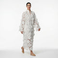 Amélie · Vestido largo de encaje floral con relieve 3D