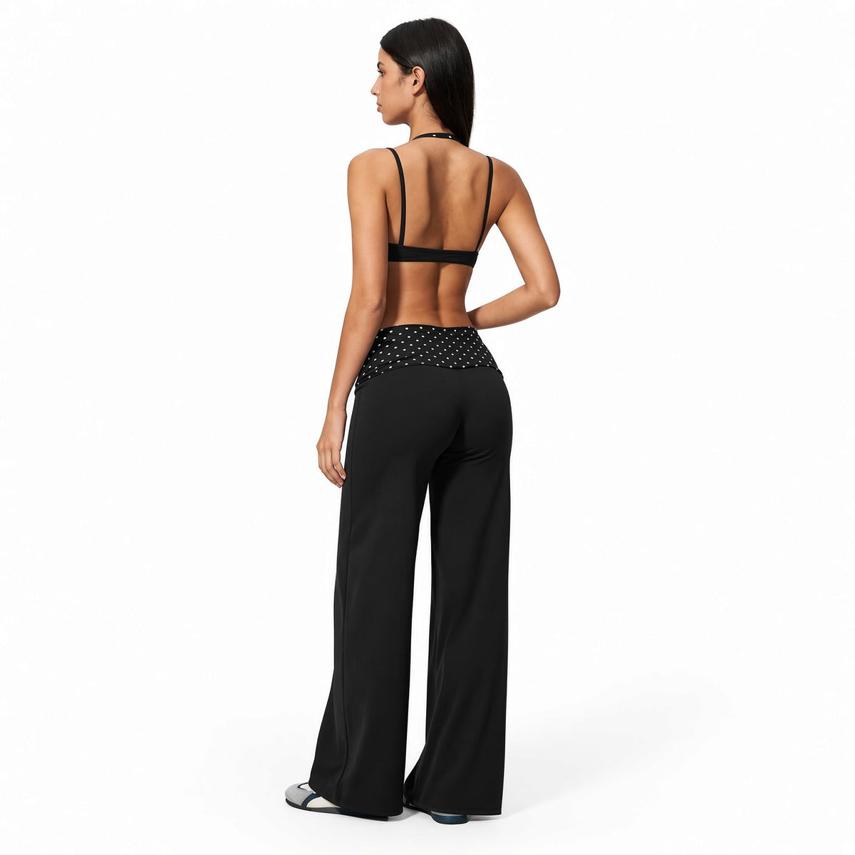 Amélie · Conjunto deportivo de lunares con sujetador incorporado y pantalón ancho