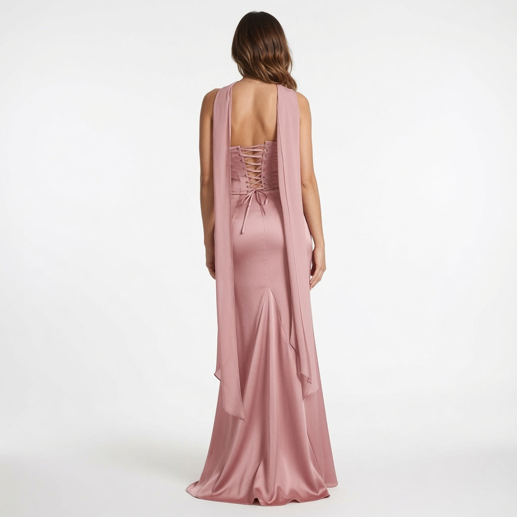Amélie · Vestido de sirena de satén con pañuelo, hecho a medida