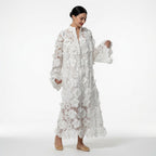 Amélie · Vestido largo de encaje floral con relieve 3D
