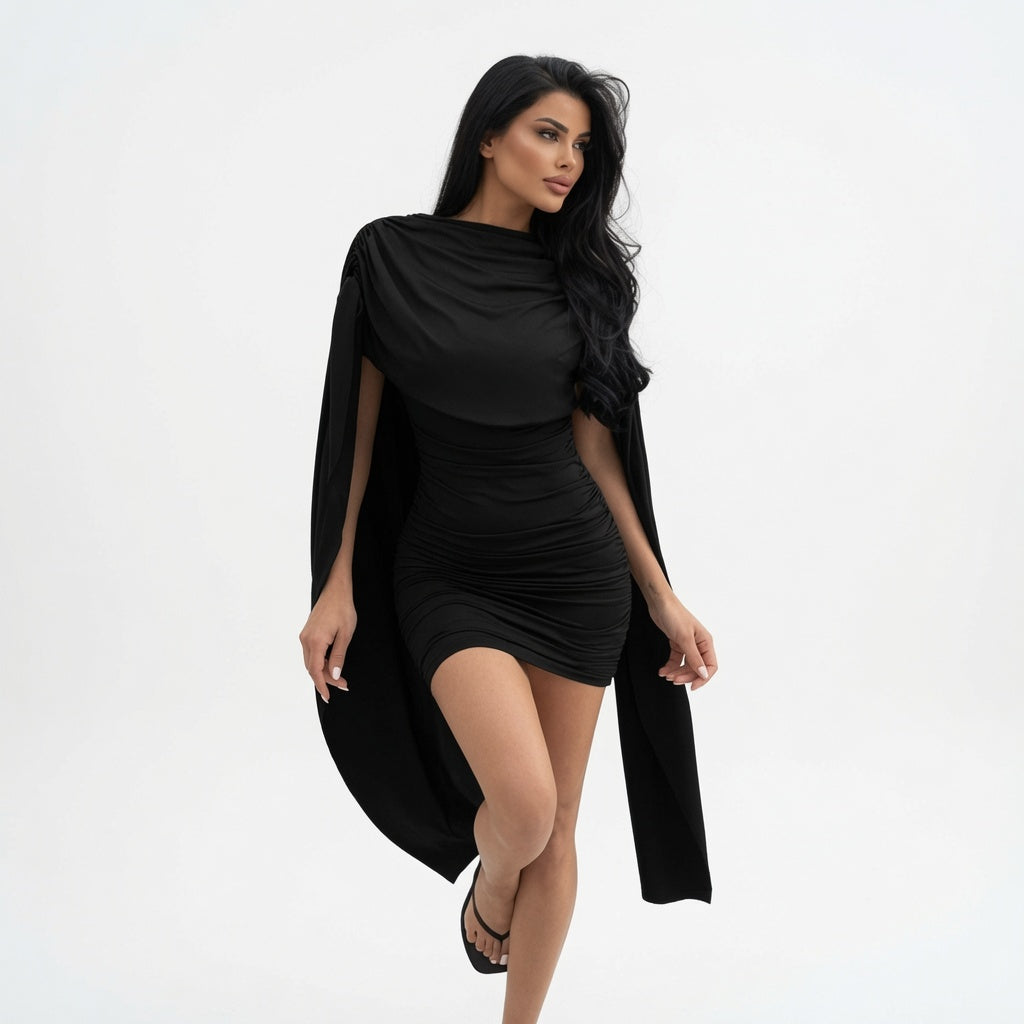 Amélie · Vestido corto plisado con capa superpuesta