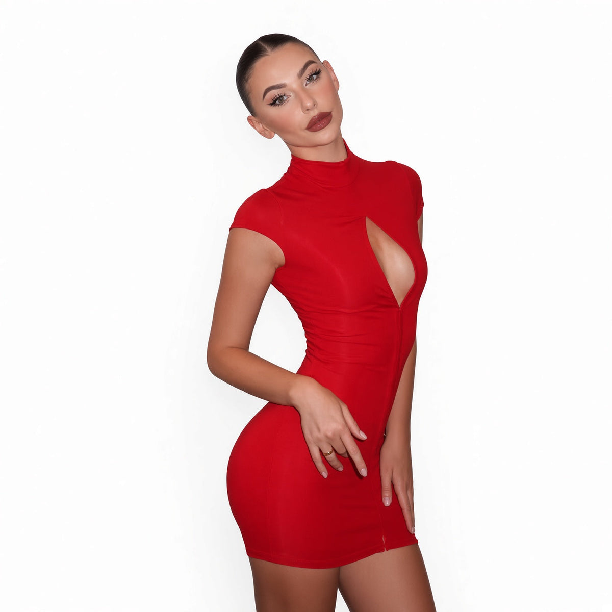 Amélie · Vestido corto con corchetes y escote de ojo de cerradura