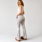 Amélie · Pantalón de campana de tiro bajo con cordón y estampado