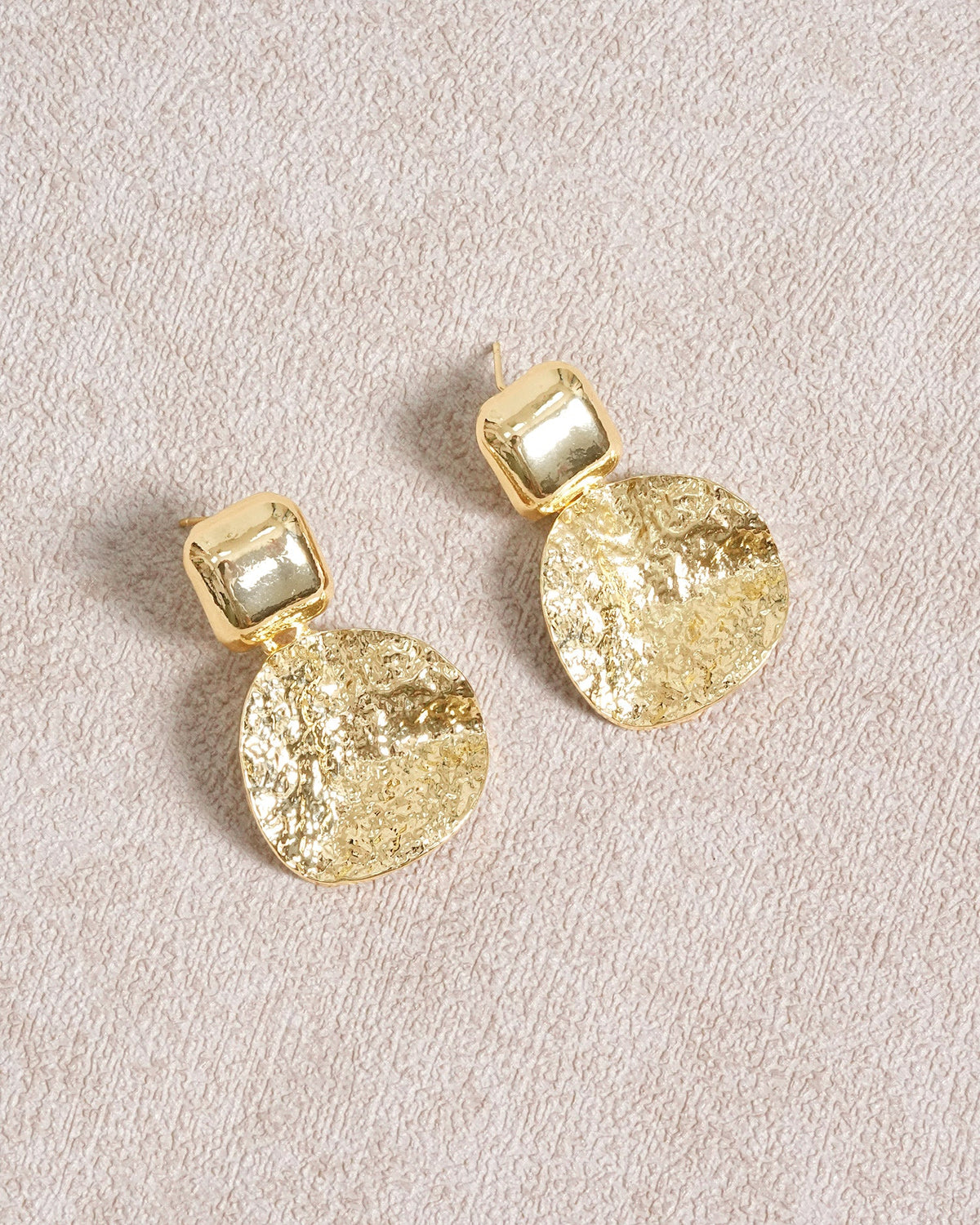 Pendientes redondos dorados