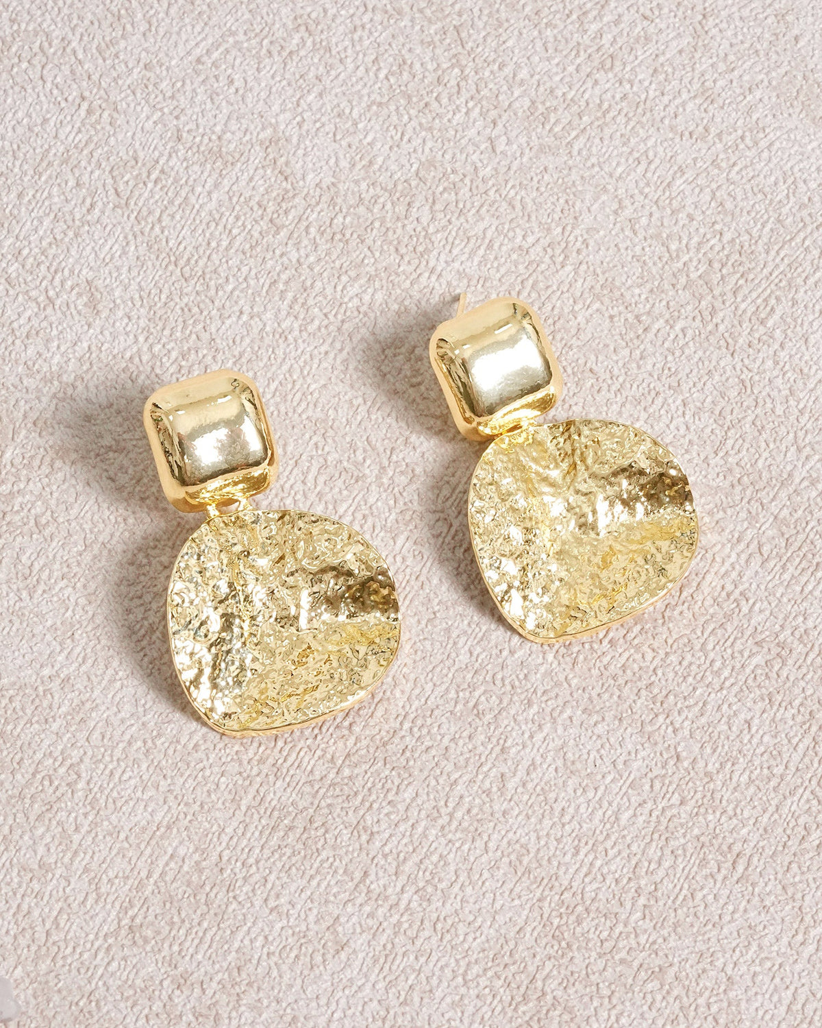 Pendientes redondos dorados