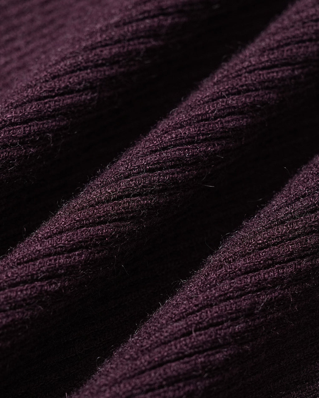 Vestido jersey morado tipo túnica con escote en V