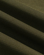 Camiseta verde de malla fruncida con cuello drapeado