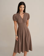 Vestido midi marrón de cuadros plisado con escote en V