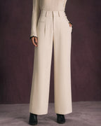 Pantalón recto albaricoque con botones y bolsillos
