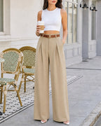 Pantalón recto caqui con cinturón y bolsillos