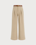 Pantalón recto caqui con cinturón y bolsillos