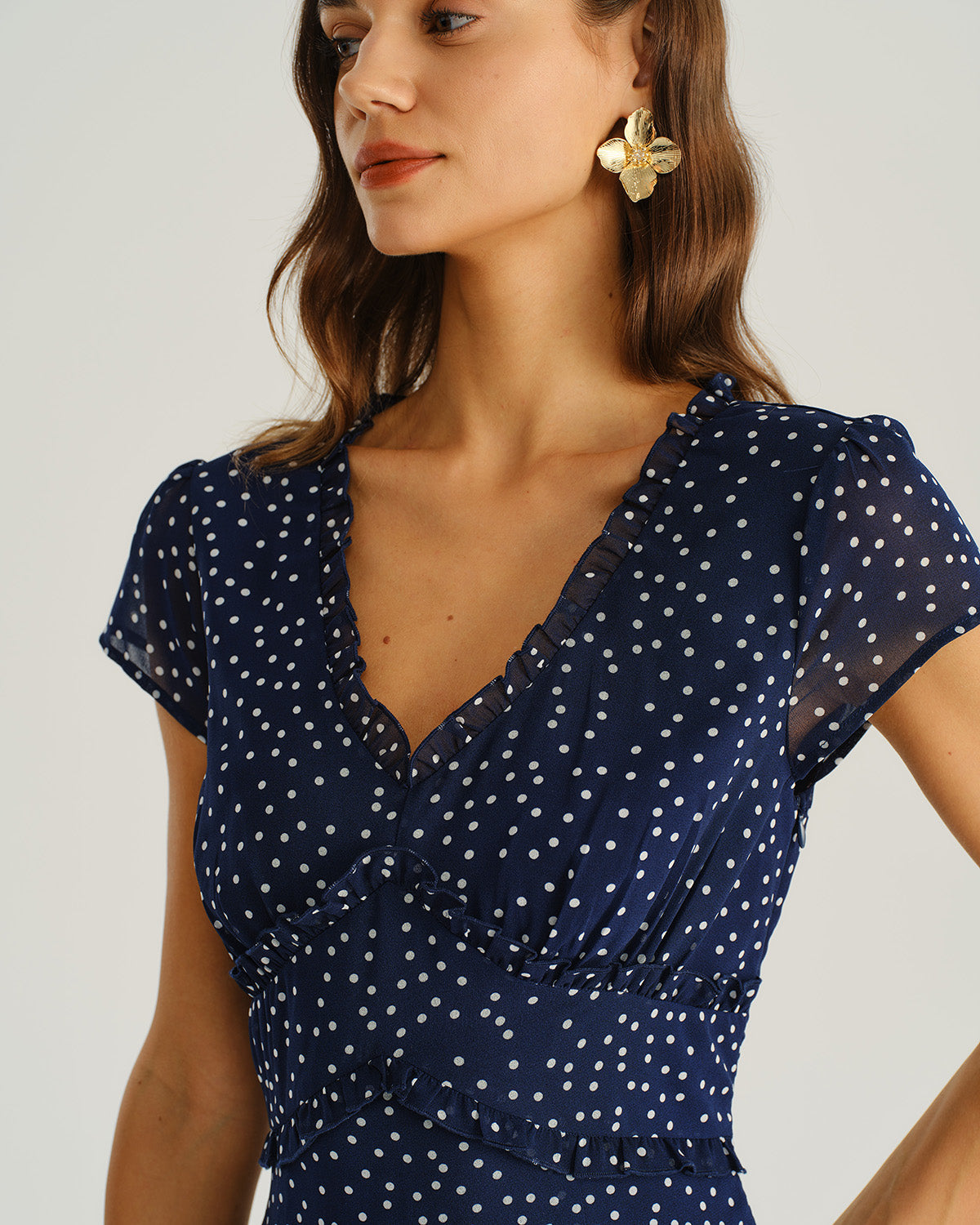 Amélie · Vestido midi azul marino de lunares con manga japonesa