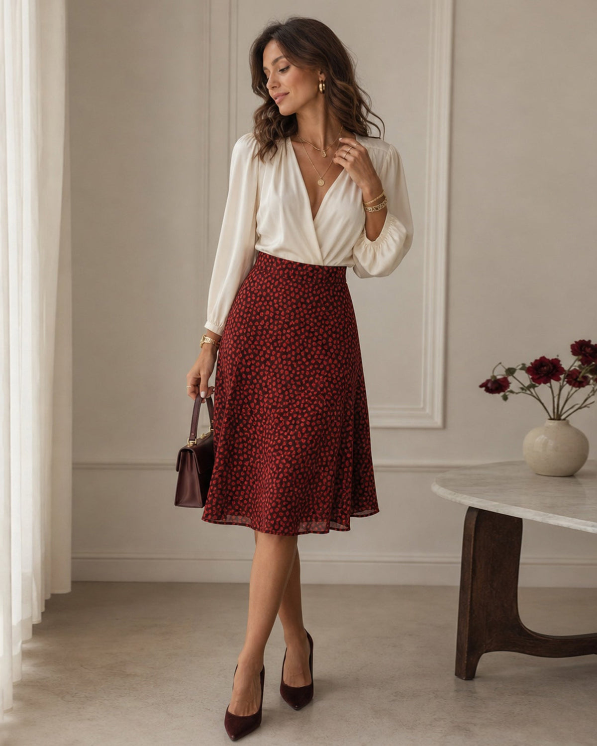 Falda midi roja de gasa con flores y cintura elástica