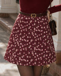 Falda corta roja de flores con cintura elástica